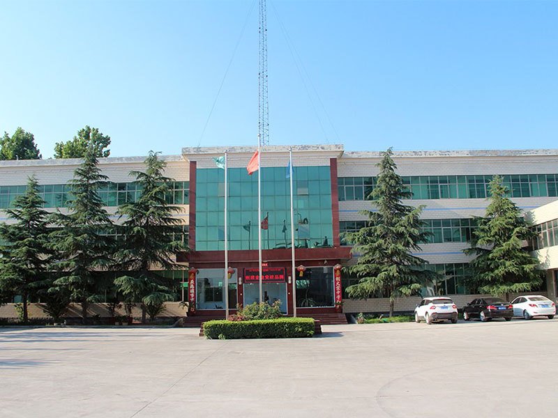 公司響應(yīng)國(guó)家環(huán)保要求，對(duì)企業(yè)進(jìn)行土壤檢測(cè)，各項(xiàng)檢測(cè)結(jié)果均達(dá)標(biāo)